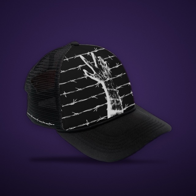 Emorfik Hand Trucker Hat